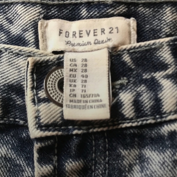 🔴Distressed style micro shorty Acid Wash shorts - Picture 13 of 13